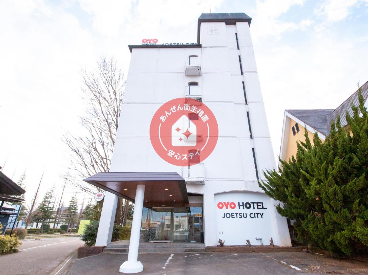 Oyo Joetsu City Hotel Kasugayama Exterior photo